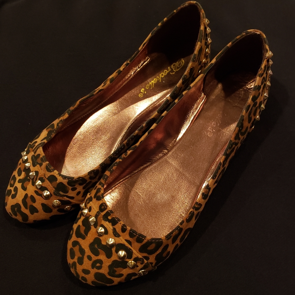 The Juliet Studded Flat in Leopard